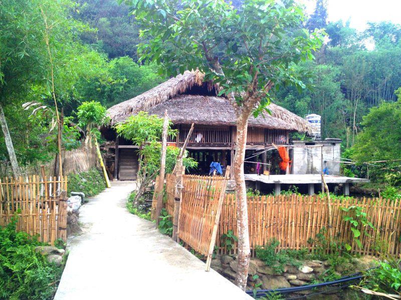Thon Tha Tay Stilt House Apartment Ha Giang Bagian luar foto